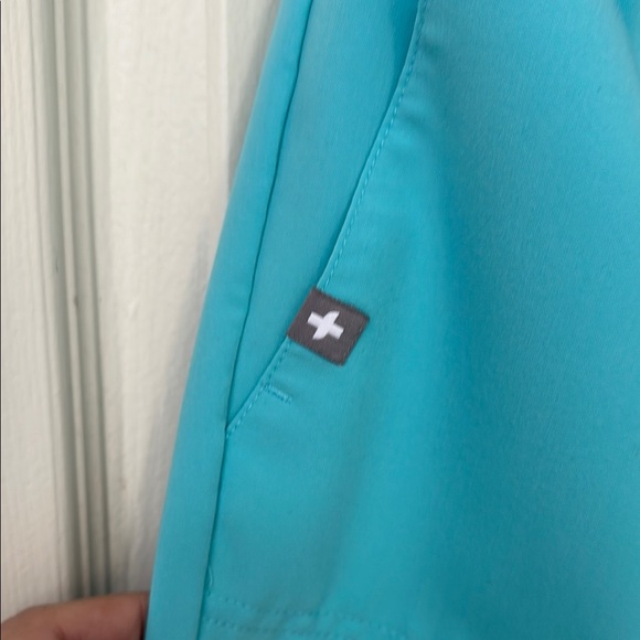 Figs Scrub Set - Picture 10 of 10